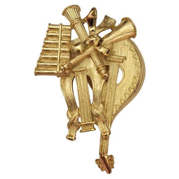 Trifari TM Gold Tone Music Instrumental Brooch, Signed E746 - Picture 7 of 7